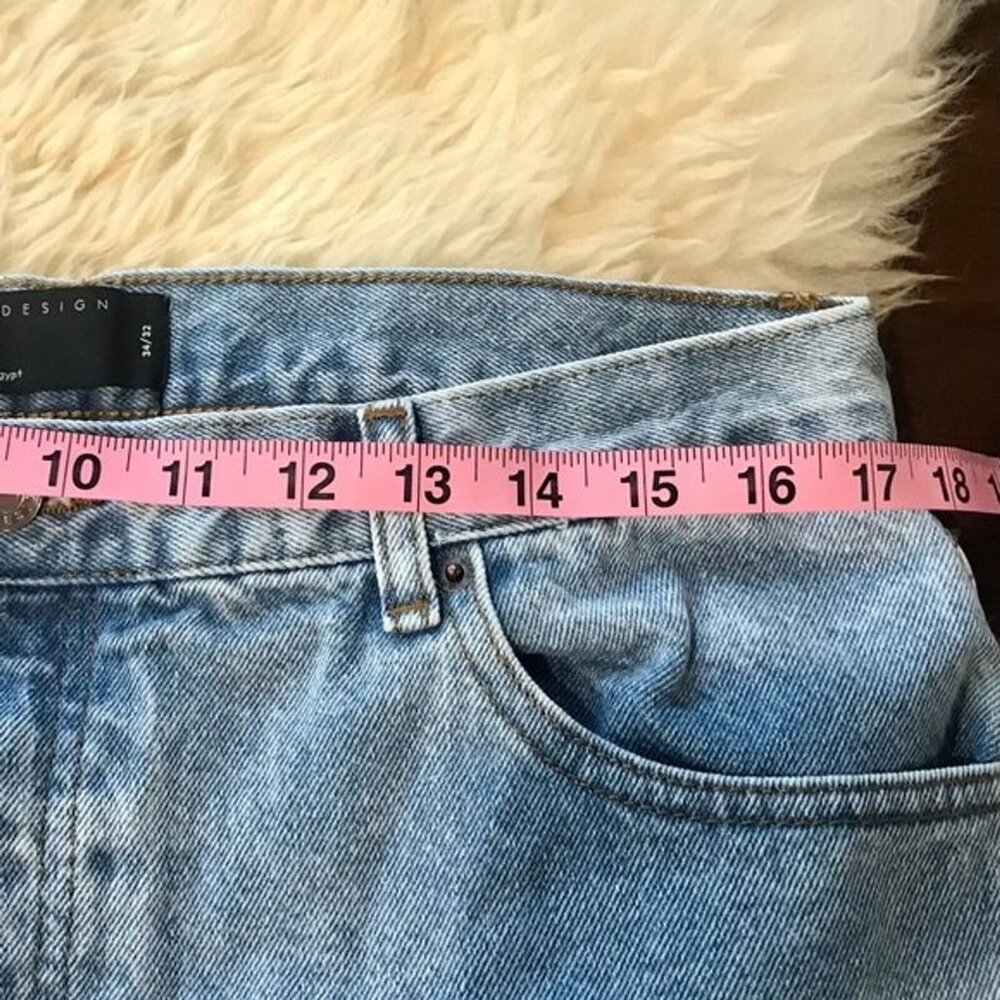 ASOS DESIGN Men's Straight Leg Baggy Medium Wash Jeans Button Fly. Size 34/32 - Picture 8 of 10